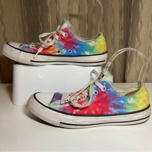 Converse Tie Dye Women's 7 Men's 5 Chuck Taylor All Star Low Rainbow 153081C